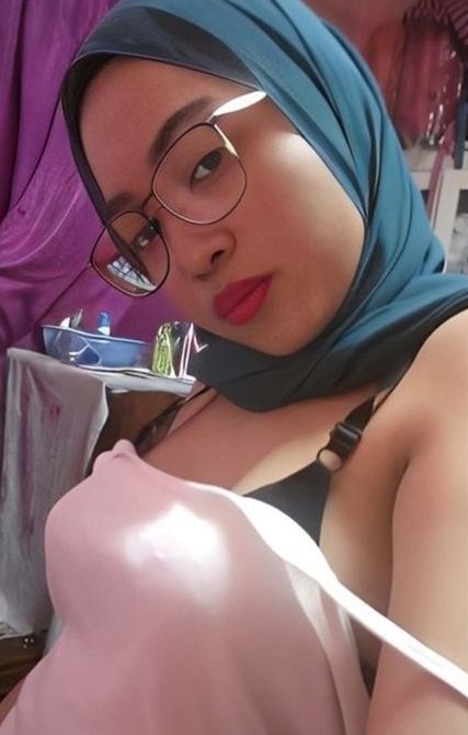 Cerita Porno Di Balik Jilbab Anafia
