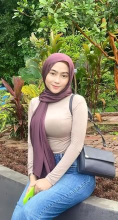 Cerita Porno Ibu Sekdes Yang Cantik