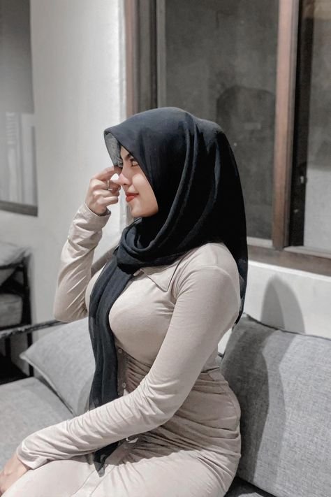 Cerita Porno Payudara Padat Berisi Adik Iparku
