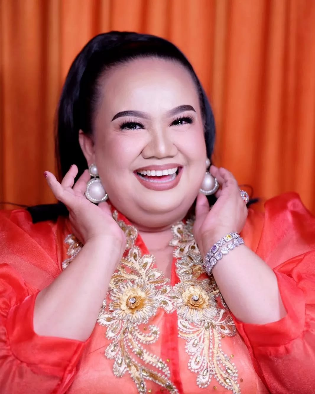 Siapa Aty Kodong? Penyanyi Dangdut asal Banyuwangi
