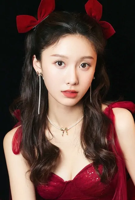 Wang Zixuan Itu Siapa? Ini Biodata dan Profil Lengkap Instagram, Tiktok, Agama