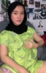 HIJAB Daster Hijau Horny Ngocok